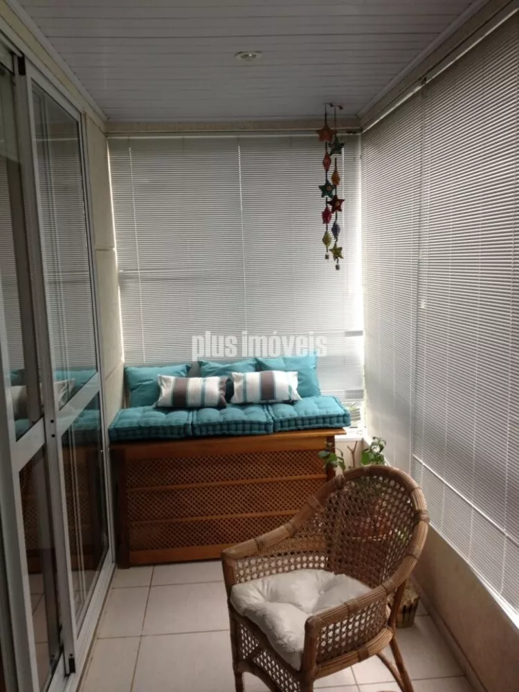 Apartamento à venda com 2 quartos, 120m² - Foto 2