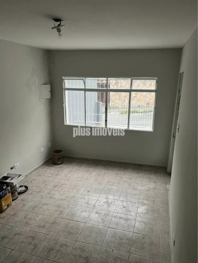 Casa à venda com 2 quartos, 100m² - Foto 1