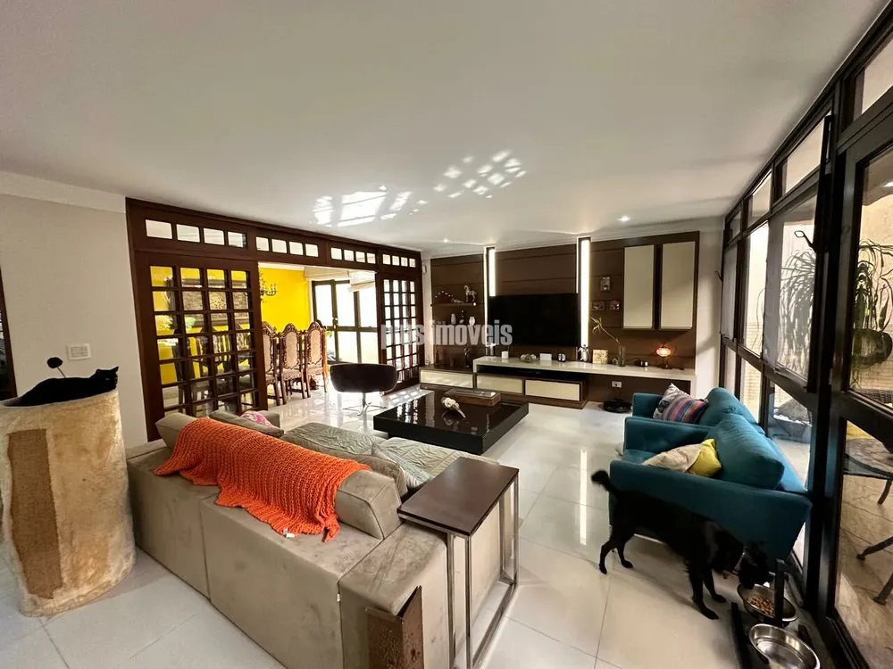 Casa, 5 quartos, 353 m² - Foto 1