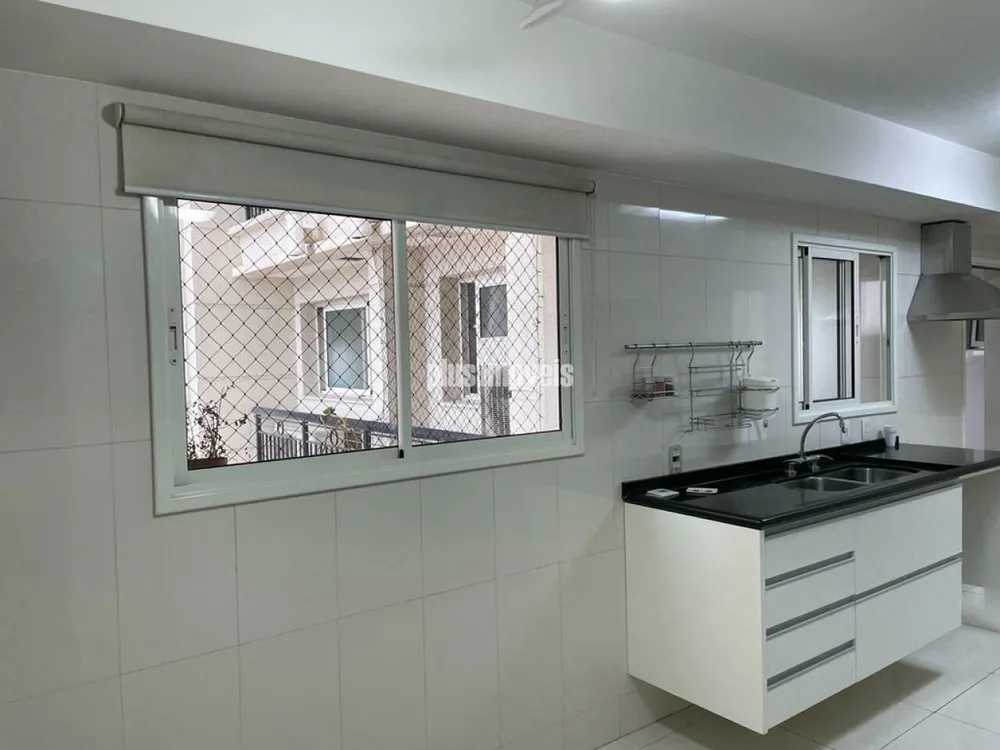 Apartamento, 3 quartos, 234 m² - Foto 1