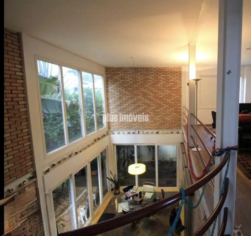 Casa, 4 quartos, 291 m² - Foto 1