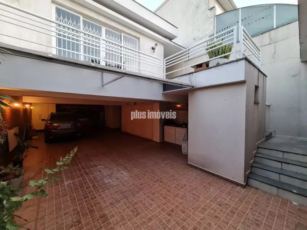 Casa à venda com 4 quartos, 225m² - Foto 2