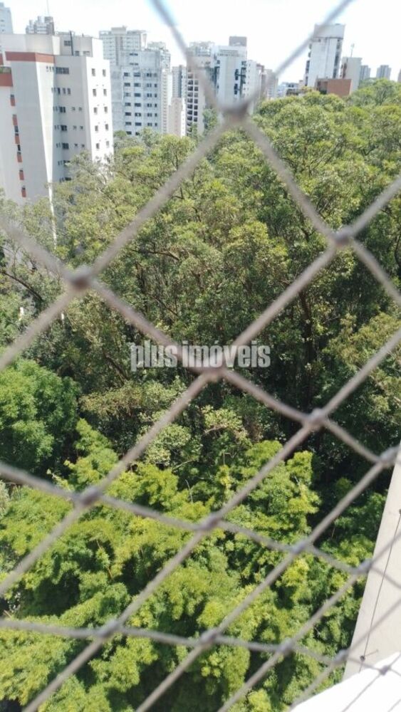 Apartamento à venda com 3 quartos, 70m² - Foto 1