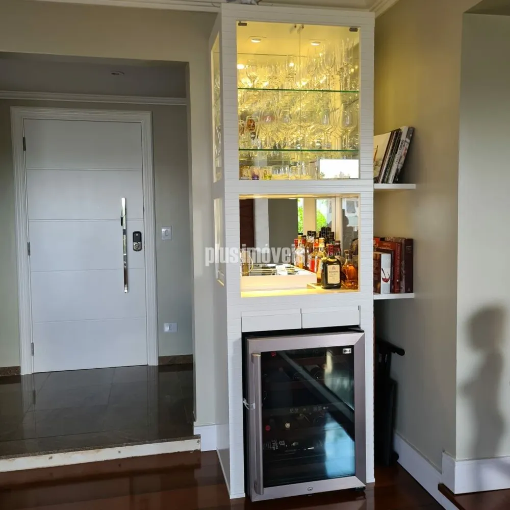 Apartamento, 4 quartos, 215 m² - Foto 1