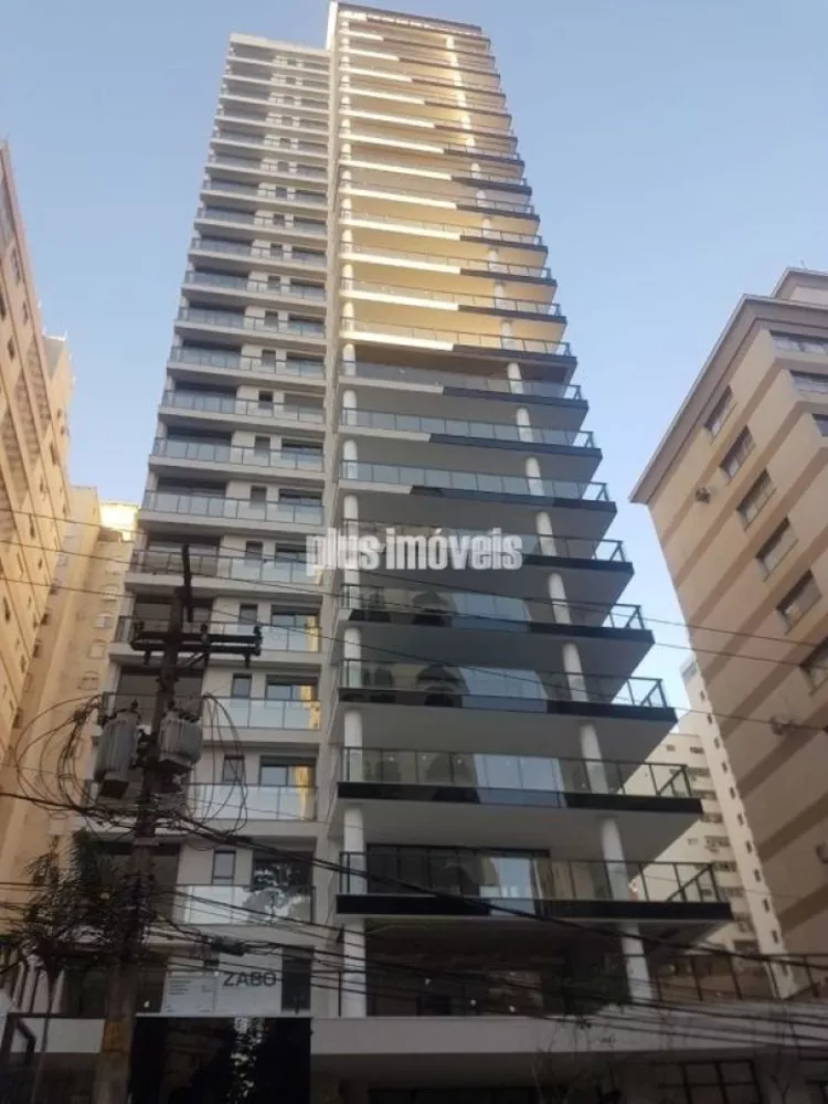 Apartamento à venda com 3 quartos, 205m² - Foto 1