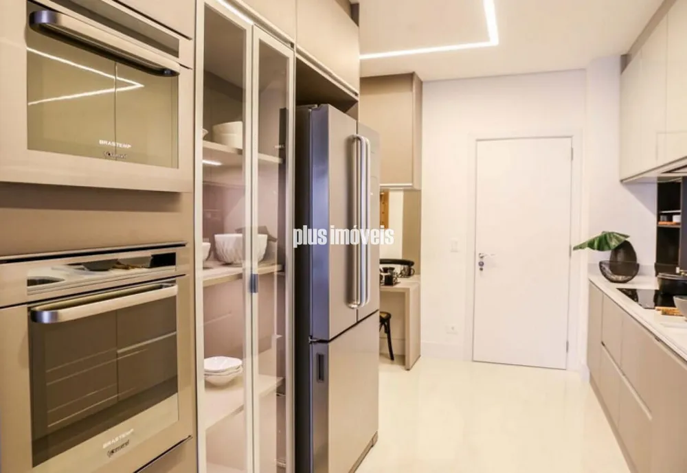 Apartamento, 3 quartos, 186 m² - Foto 2