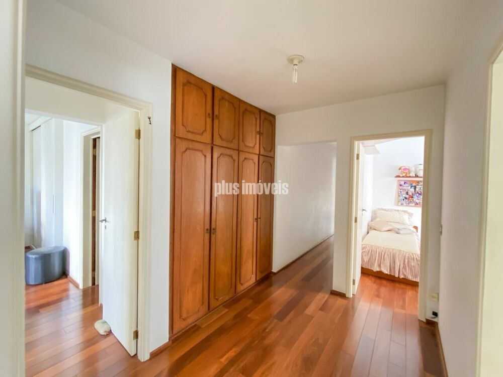 Apartamento, 3 quartos, 209 m² - Foto 2
