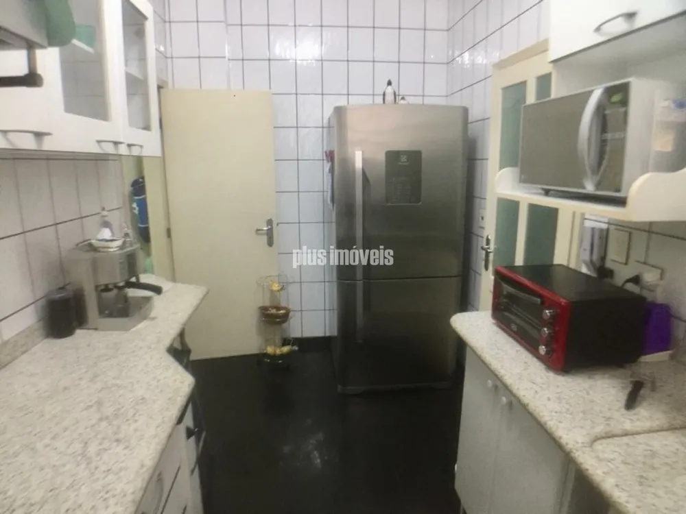 Apartamento, 3 quartos, 218 m² - Foto 2