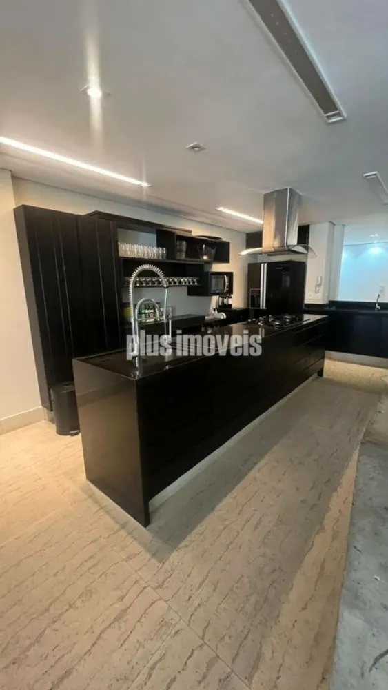 Apartamento, 3 quartos, 137 m² - Foto 1