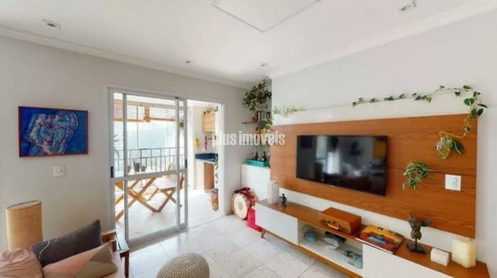 Apartamento à venda com 4 quartos, 135m² - Foto 2