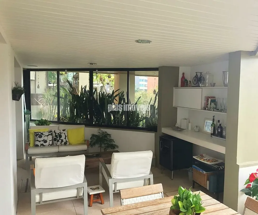 Apartamento, 3 quartos, 196 m² - Foto 2