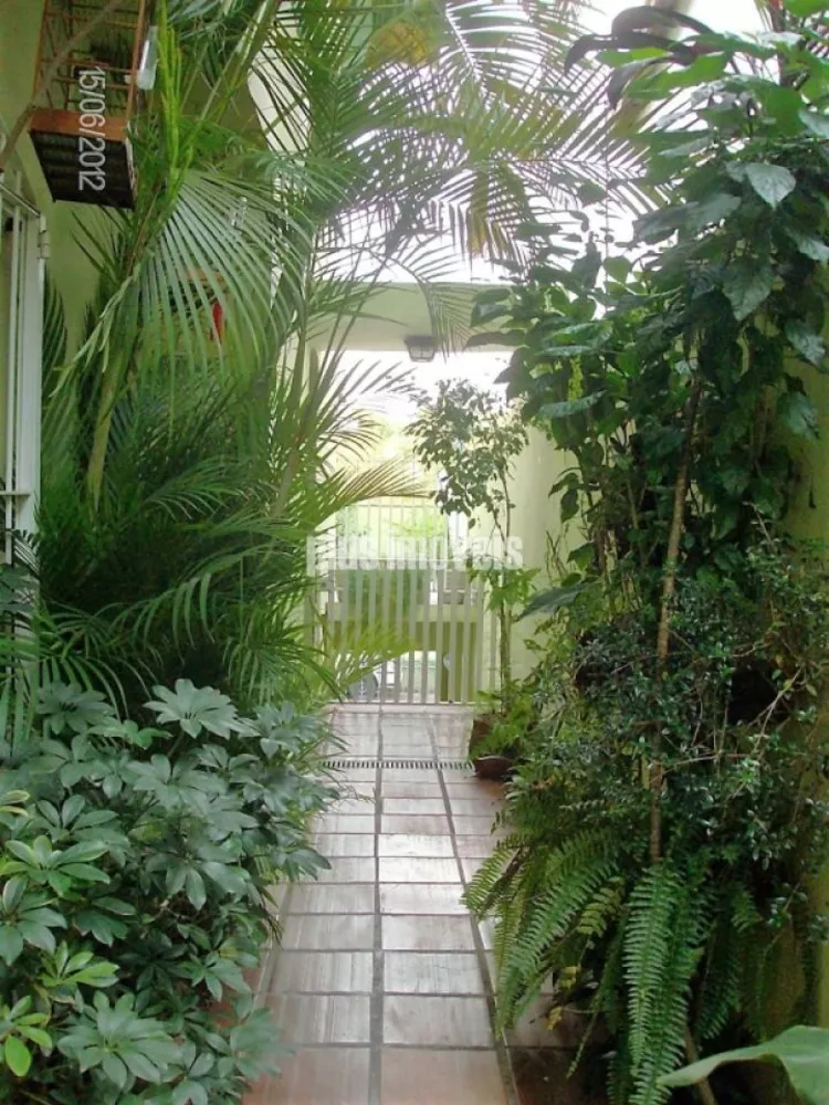 Casa, 4 quartos, 230 m² - Foto 3