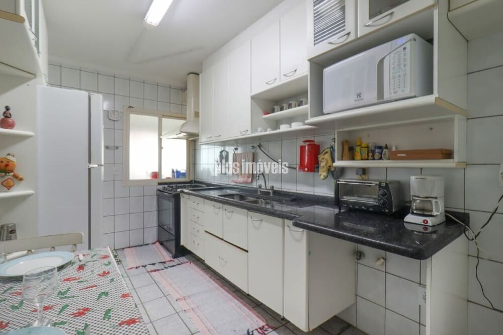 Apartamento, 4 quartos, 140 m² - Foto 1