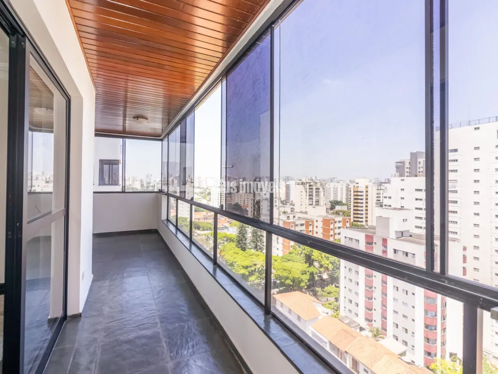 Apartamento, 3 quartos, 249 m² - Foto 1