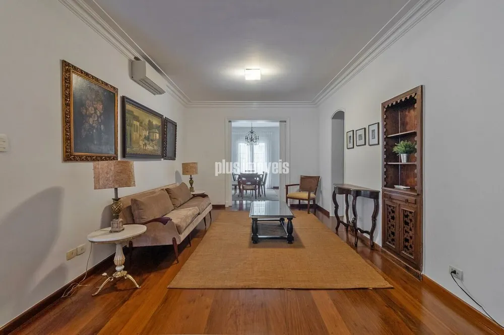 Casa, 3 quartos, 219 m² - Foto 1