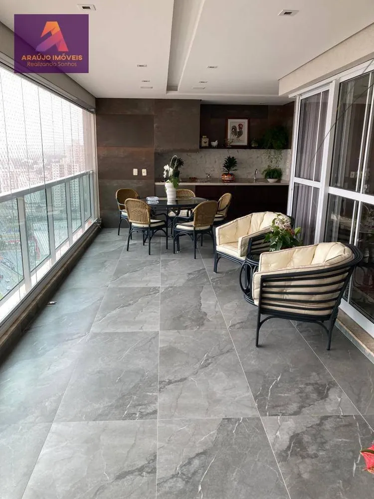 Apartamento, 4 quartos, 242 m² - Foto 1