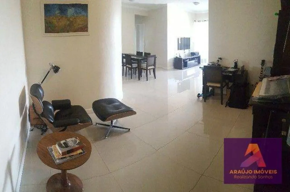 Apartamento, 3 quartos, 106 m² - Foto 2