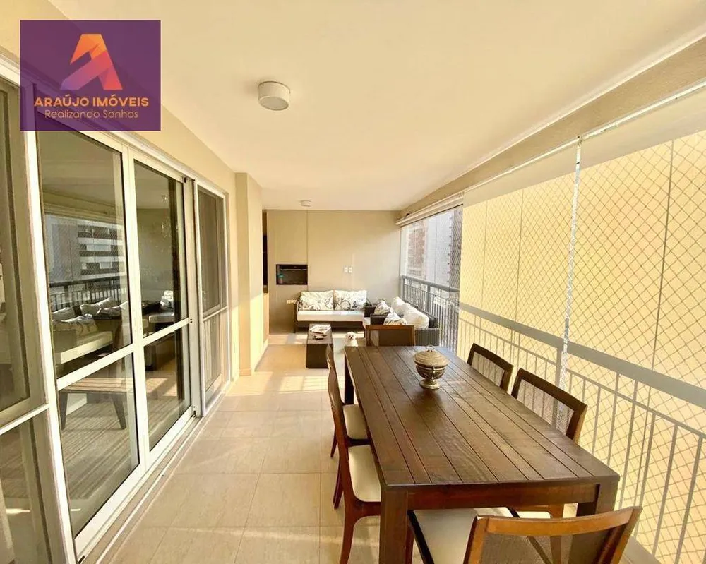 Apartamento, 3 quartos, 194 m² - Foto 2
