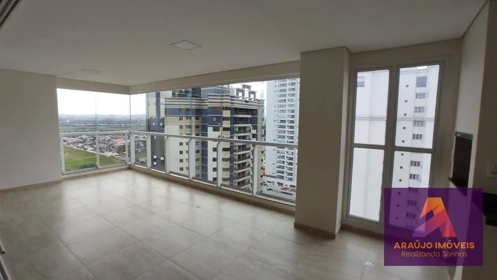 Apartamento, 3 quartos, 160 m² - Foto 1