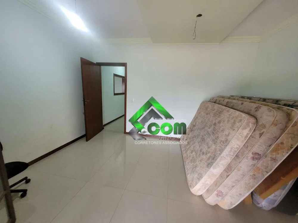 Chácara, 4 quartos, 2384 m² - Foto 3