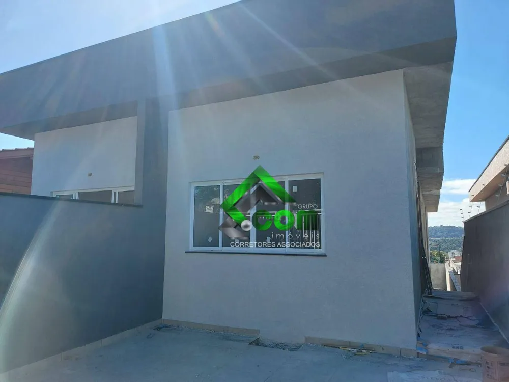 Casa, 3 quartos, 131 m² - Foto 2