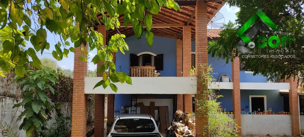Chácara, 3 quartos, 1100 m² - Foto 1