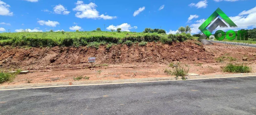 Loteamento e Condomínio, 300 m² - Foto 1