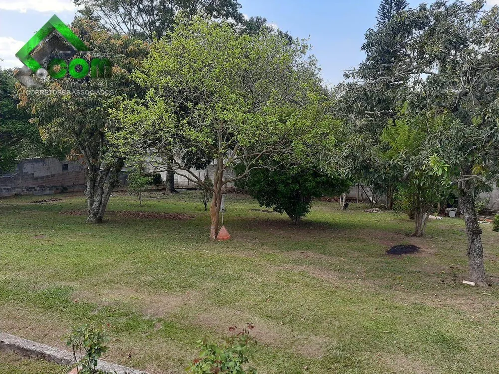 Chácara, 2 quartos, 2700 m² - Foto 1