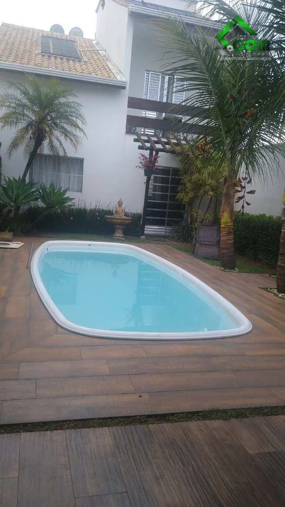 Casa, 3 quartos, 99 m² - Foto 2