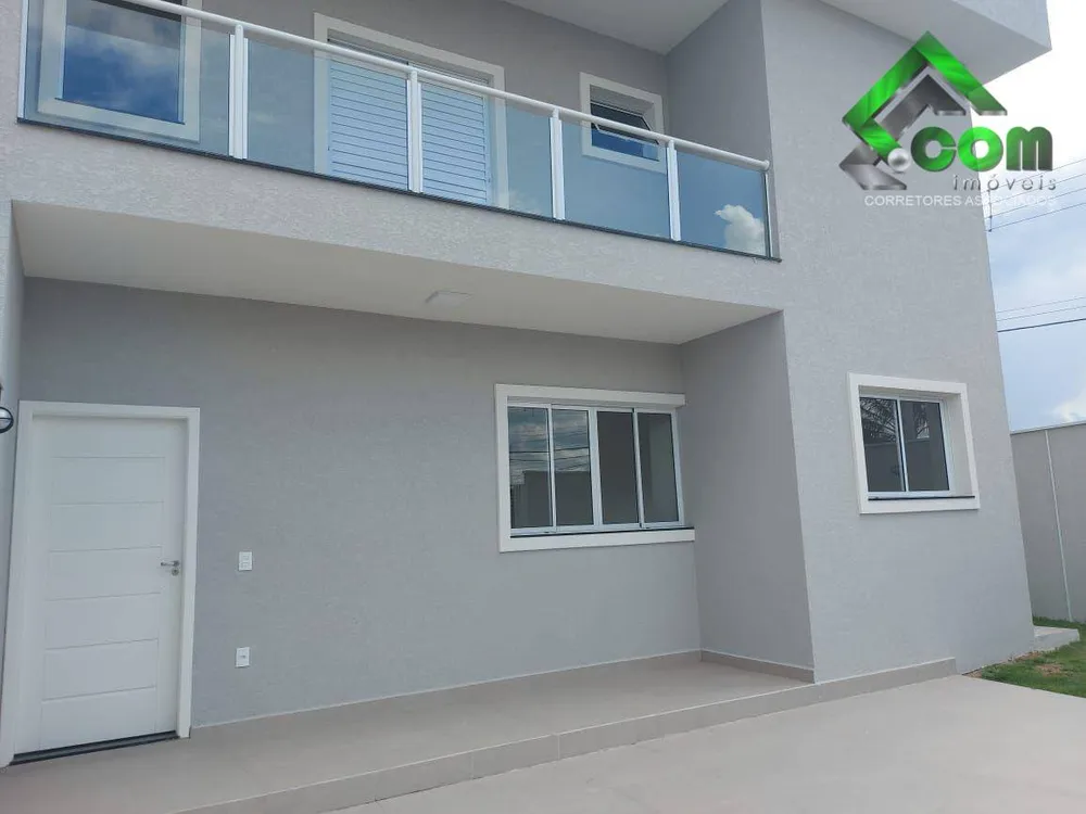 Casa, 4 quartos, 132 m² - Foto 1