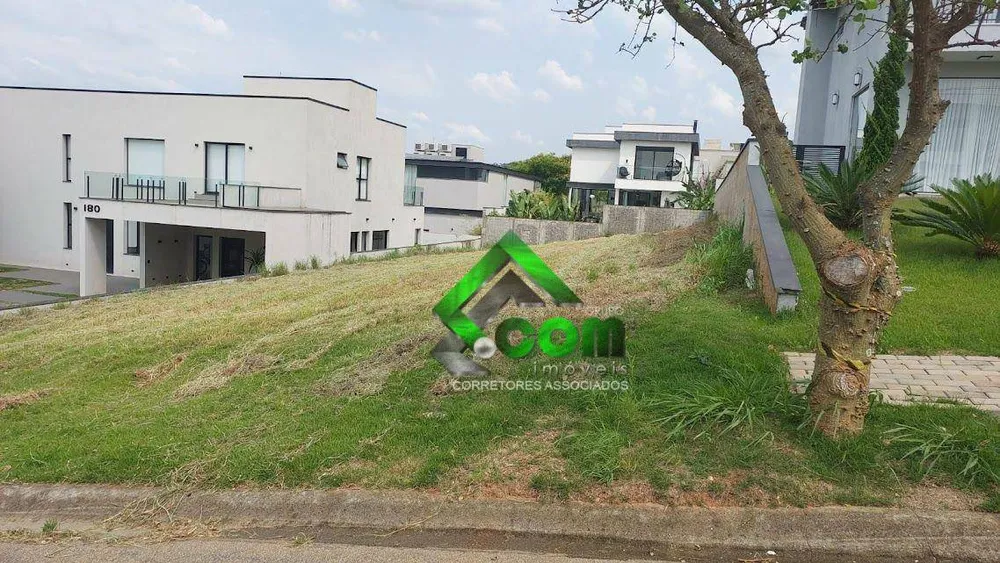 Loteamento e Condomínio, 600 m² - Foto 1
