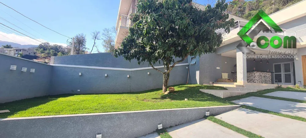 Casa, 4 quartos, 162 m² - Foto 1