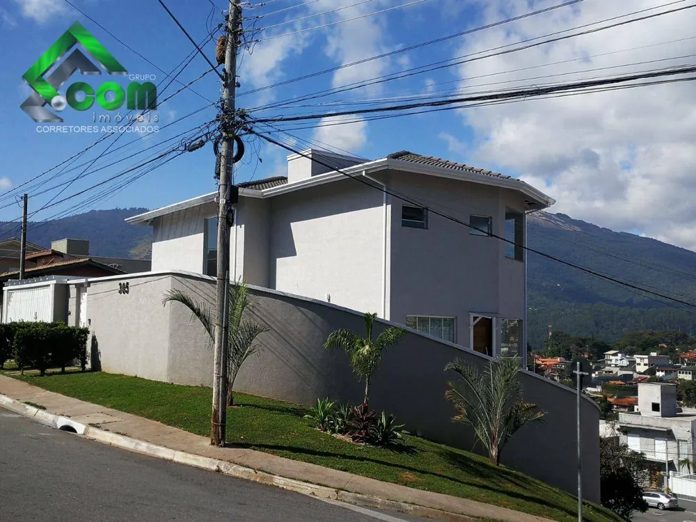 Casa, 4 quartos, 309 m² - Foto 1