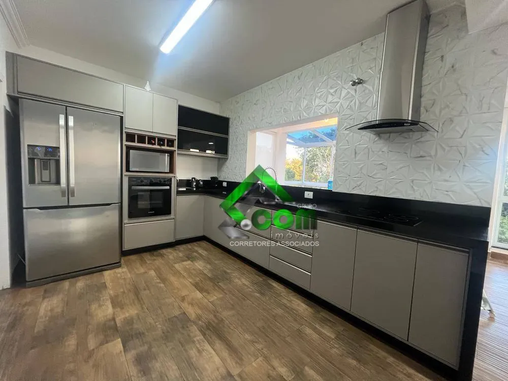 Casa, 3 quartos, 262 m² - Foto 3