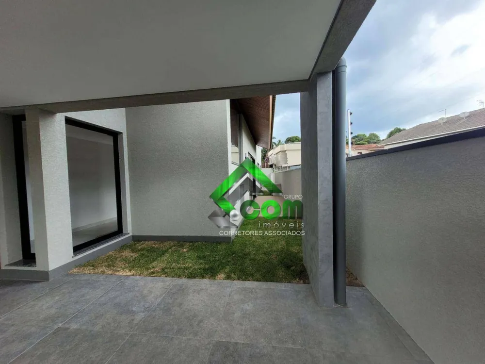 Casa, 3 quartos, 219 m² - Foto 4