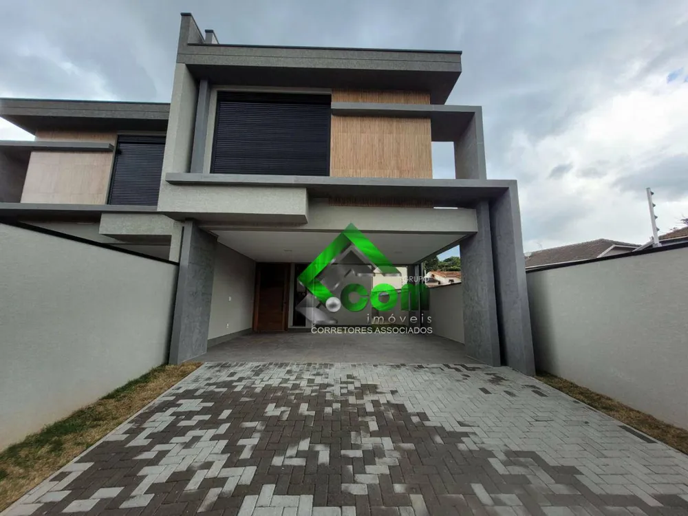 Casa, 3 quartos, 219 m² - Foto 1