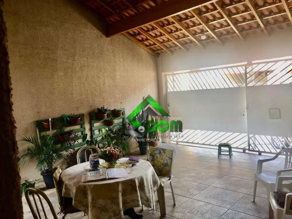 Casa, 3 quartos, 171 m² - Foto 2