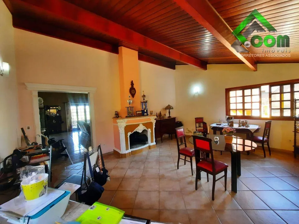 Chácara, 4 quartos, 2400 m² - Foto 2