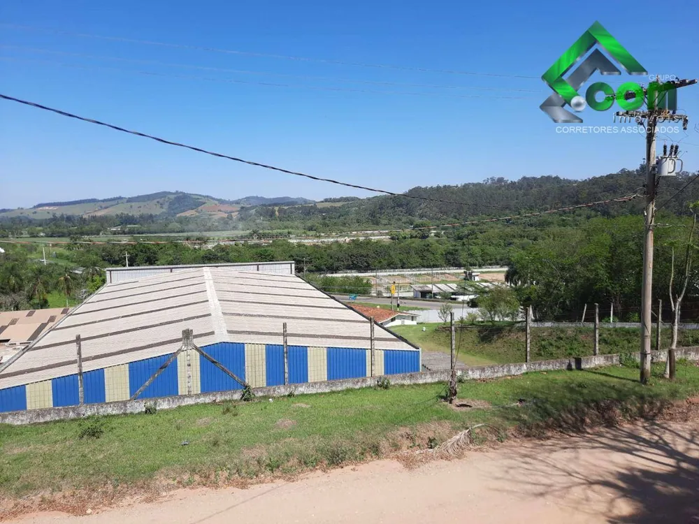 Chácara, 4 quartos, 2400 m² - Foto 3