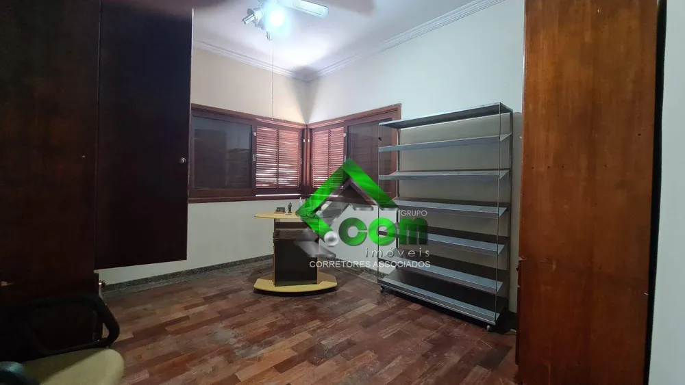 Casa, 3 quartos, 263 m² - Foto 2