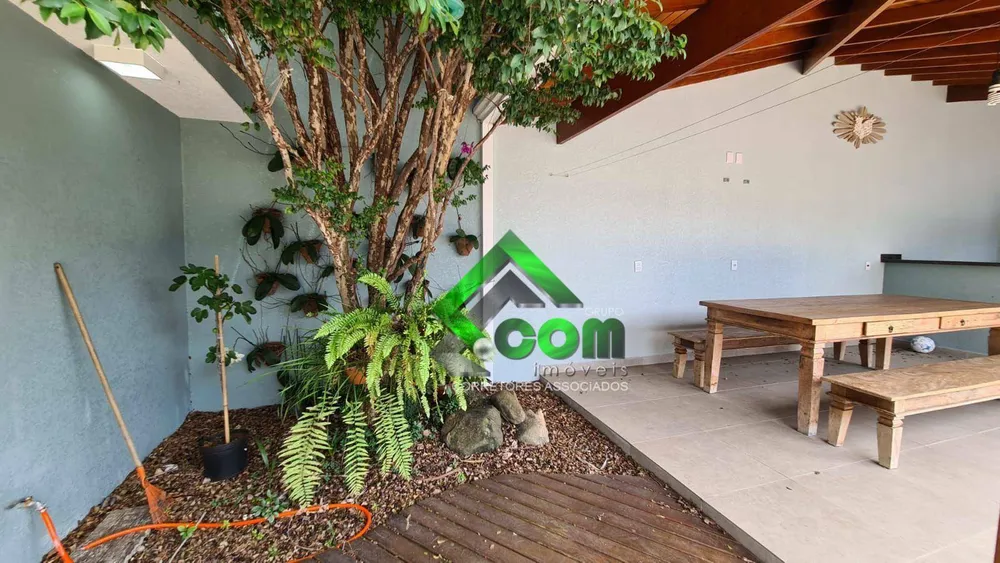 Casa, 3 quartos, 300 m² - Foto 3
