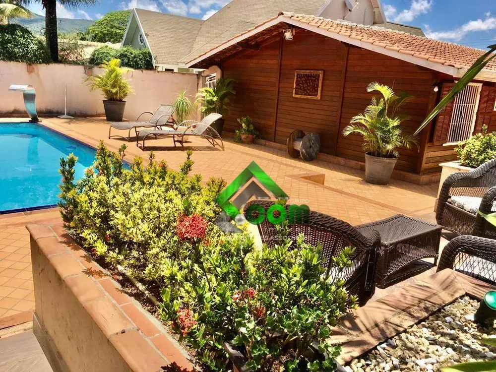 Casa, 4 quartos, 260 m² - Foto 2