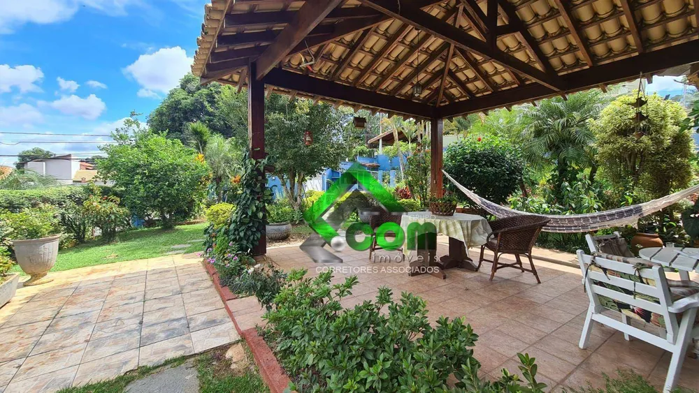 Casa, 3 quartos, 240 m² - Foto 2