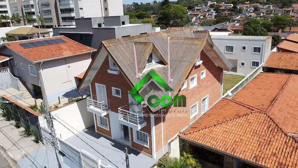 Casa, 7 quartos, 410 m² - Foto 1