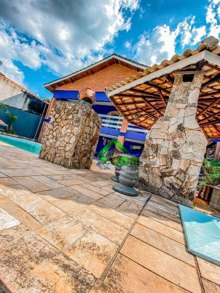 Chácara, 4 quartos, 600 m² - Foto 4