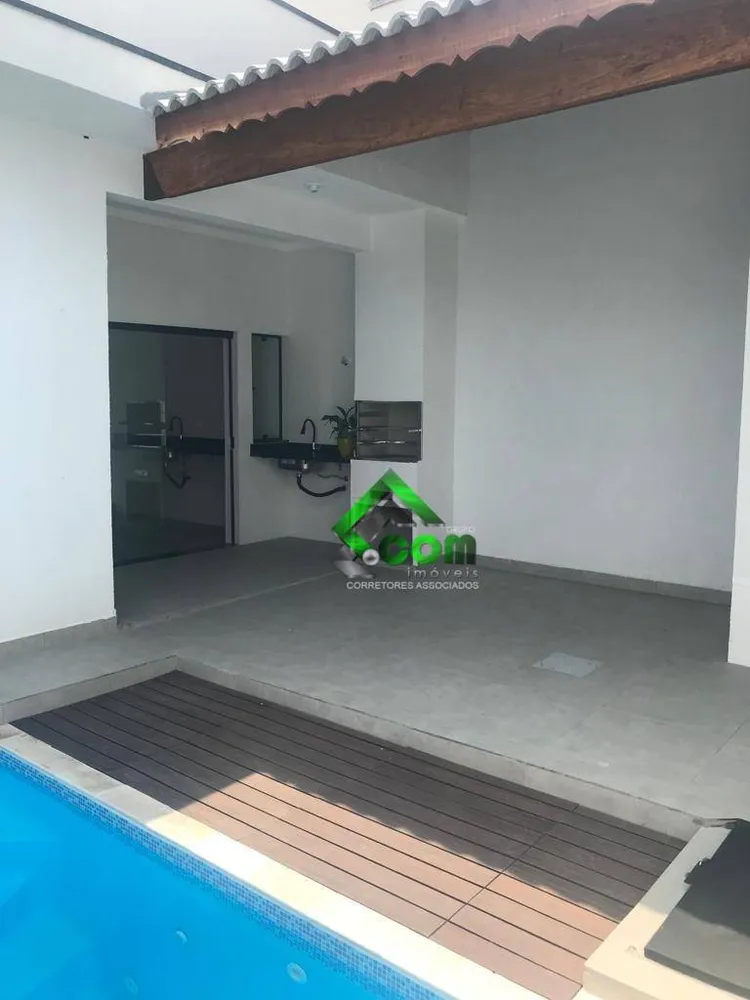 Casa, 3 quartos, 104 m² - Foto 1