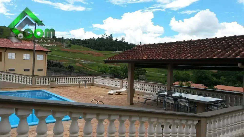 Chácara, 6 quartos, 2500 m² - Foto 1