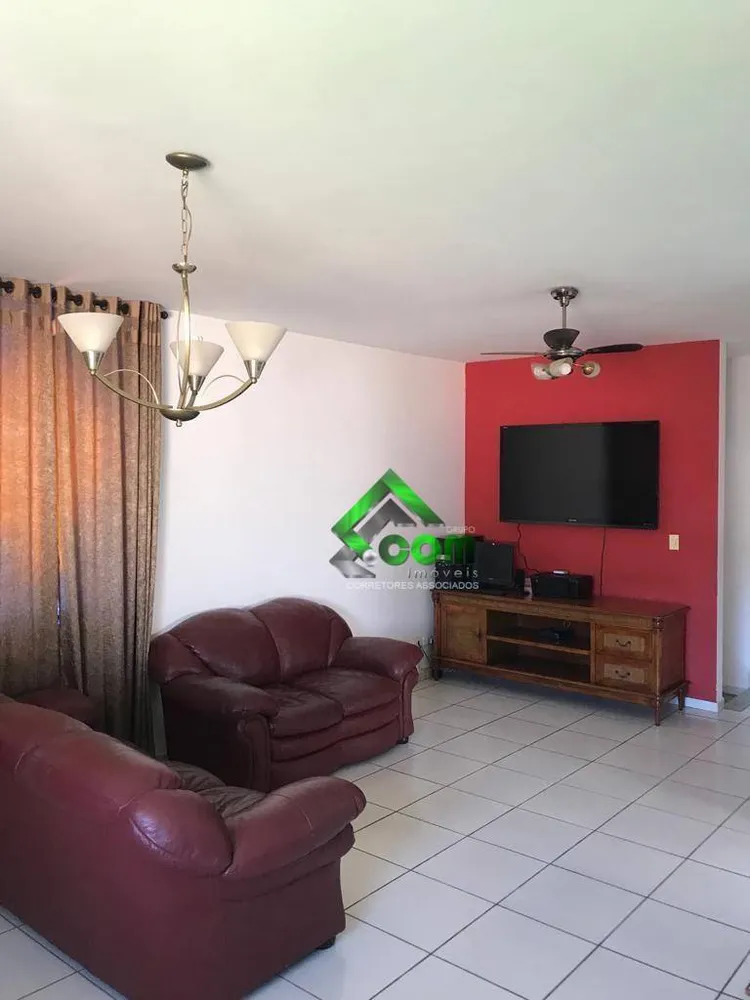 Casa, 3 quartos, 210 m² - Foto 3