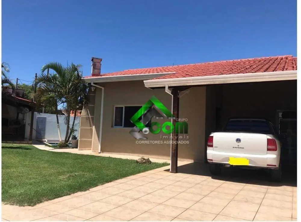 Casa, 3 quartos, 210 m² - Foto 1