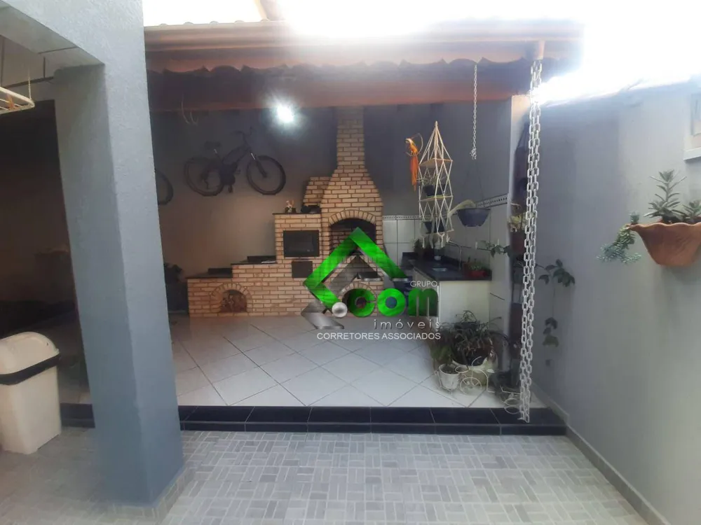 Casa, 3 quartos, 168 m² - Foto 2